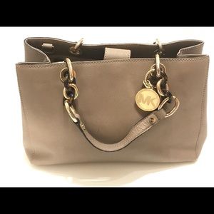 Michael Kors beige handbag